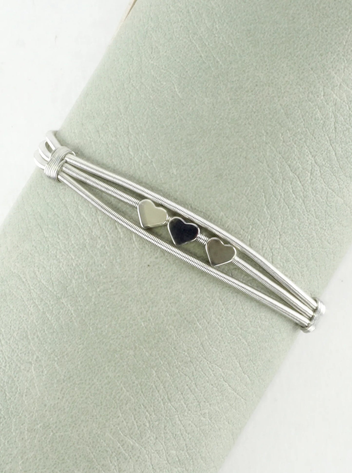 Triple Heart Stretch Spring Wire Bracelet