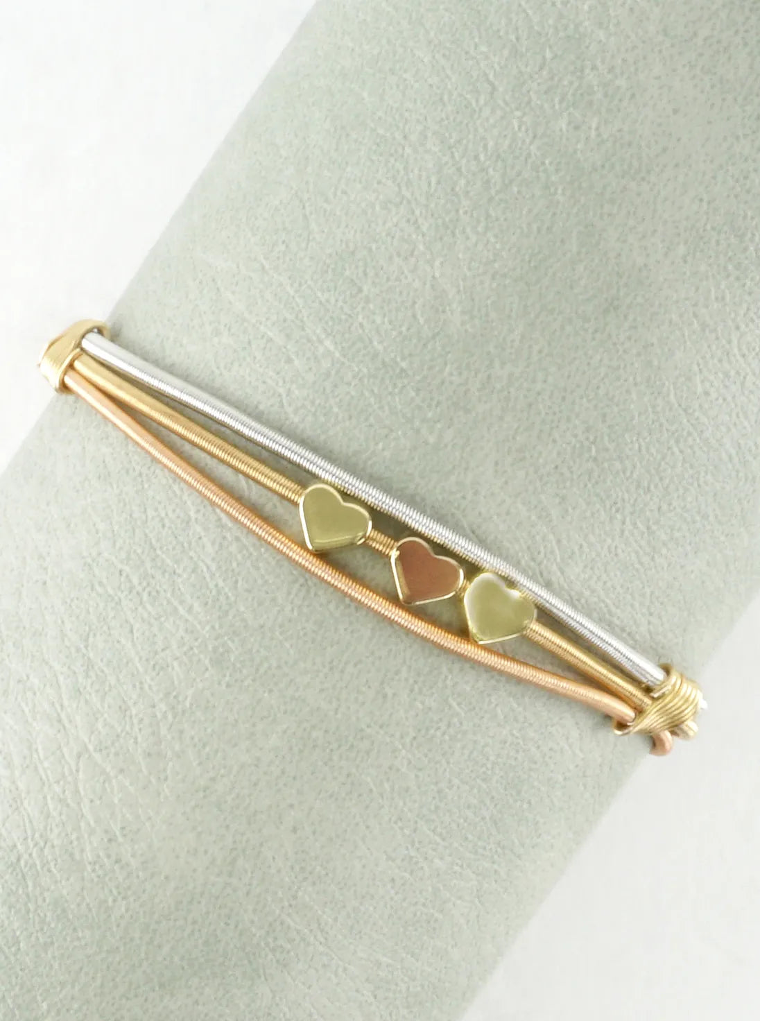 Triple Heart Stretch Spring Wire Bracelet