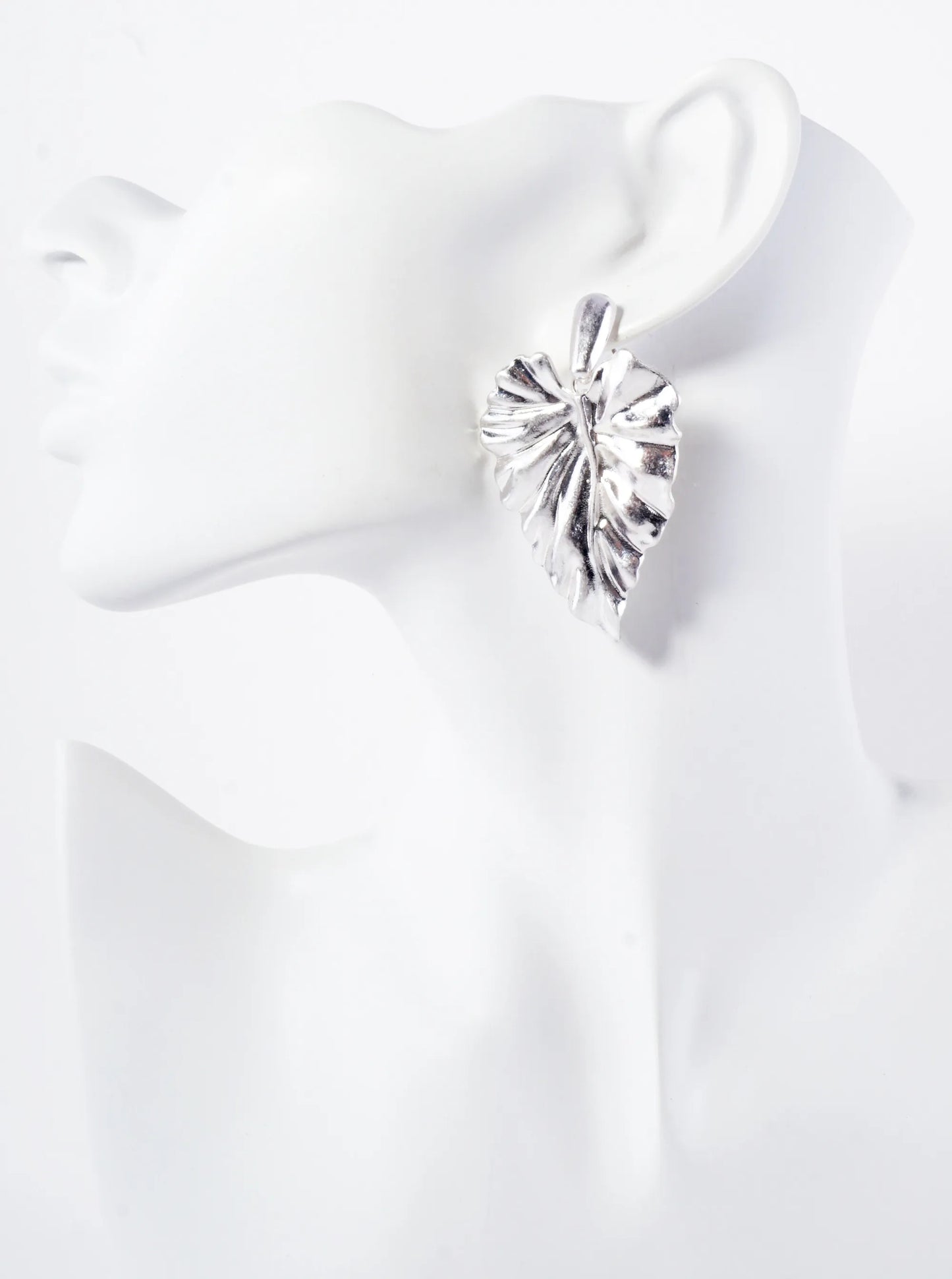 Tropical-Theme Textured Chunky Monstera-Leaf Dangle Earrings With-Titanium-Post