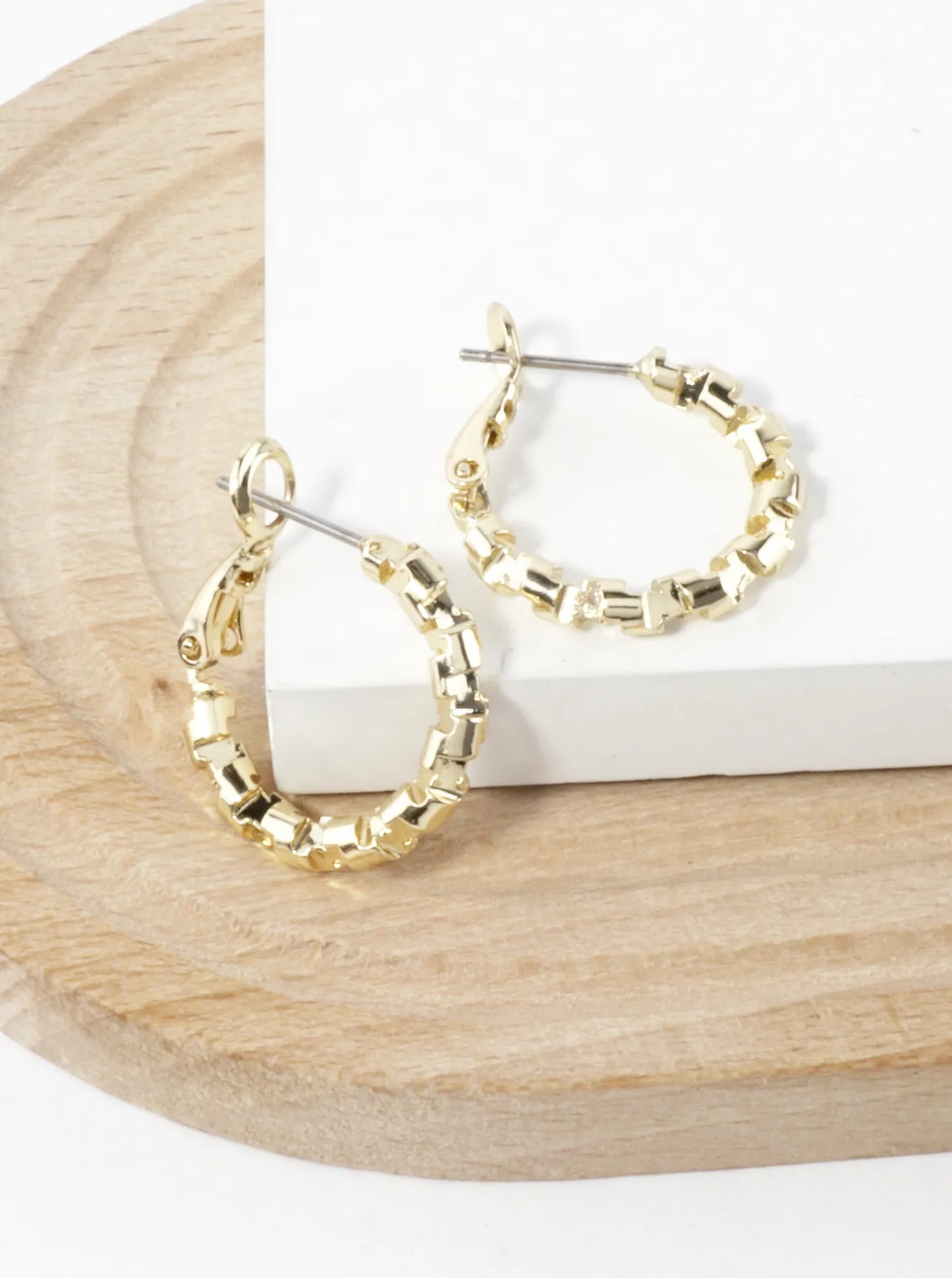 Twirl Texture Brass Hoop Earrings 0.75inch