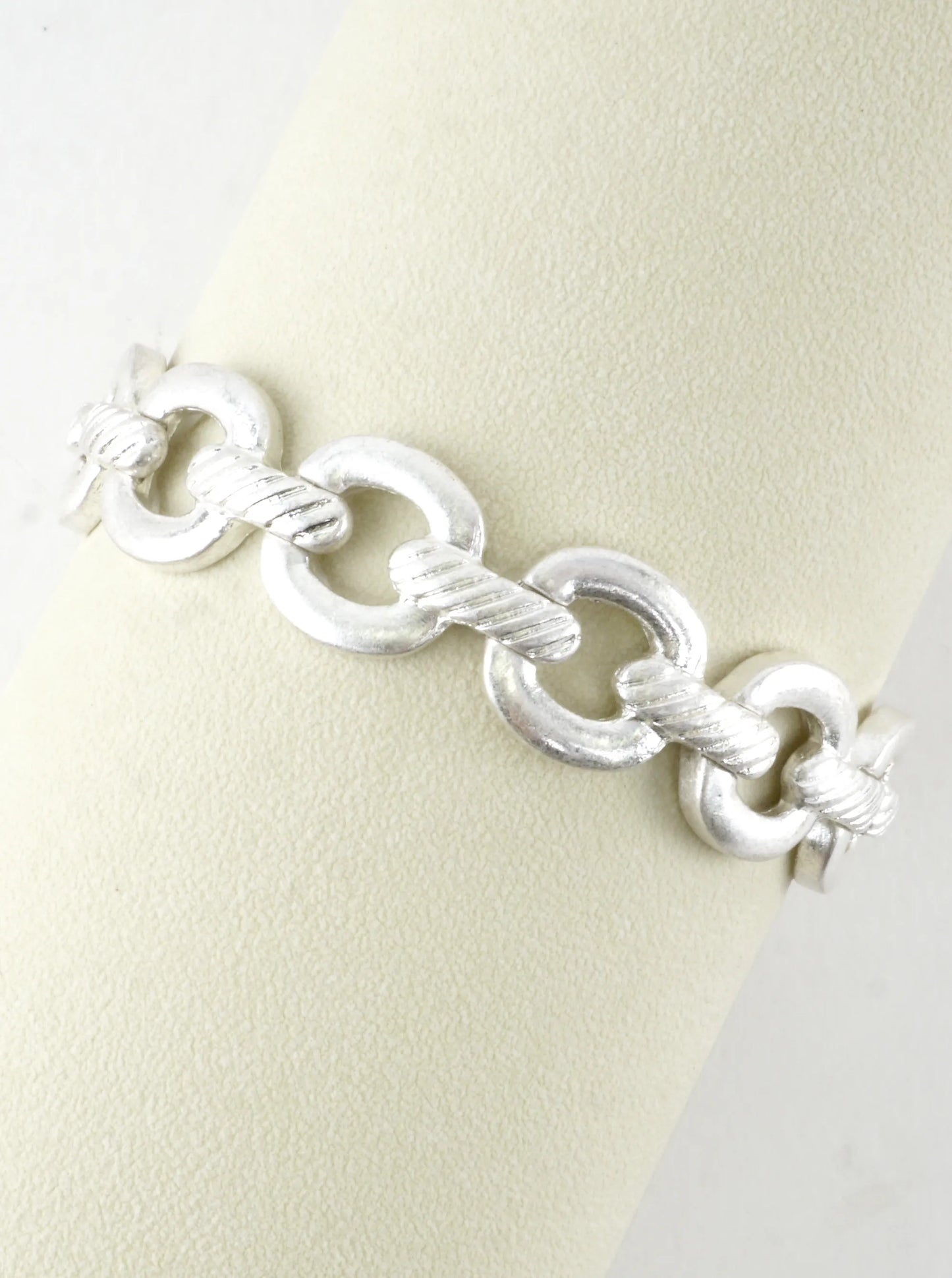 Twisted Chain Link Stretch Bracelet