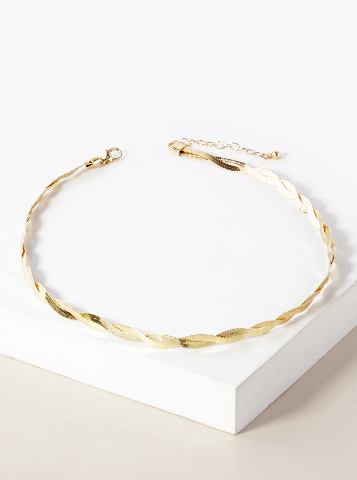 Twisted Herringbone Chain Necklace