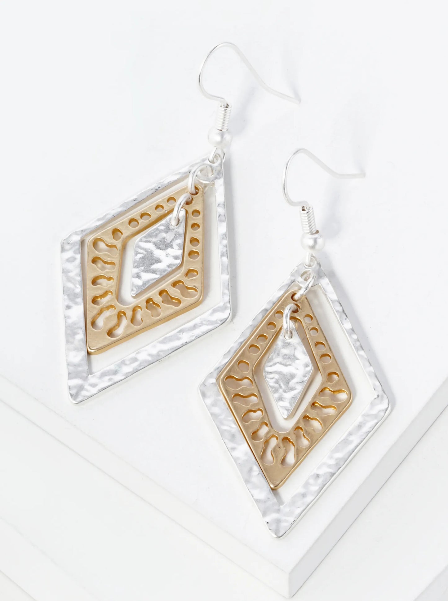 Two-Tone Hammered Metal Rhombus Shape Filigree Dangle Earrings