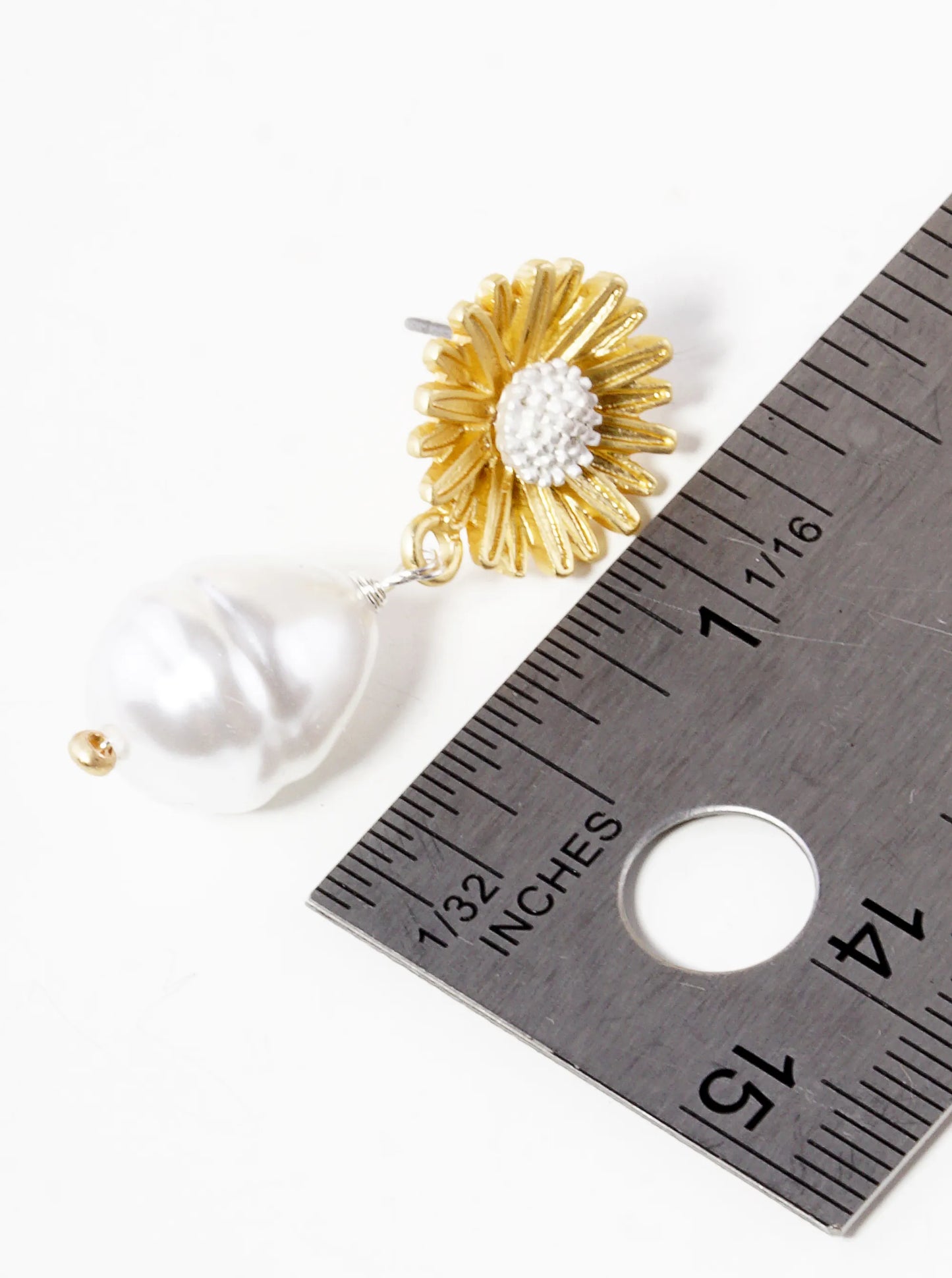 Two-Tone Pearl Drop Flower Dangle Post Earrings