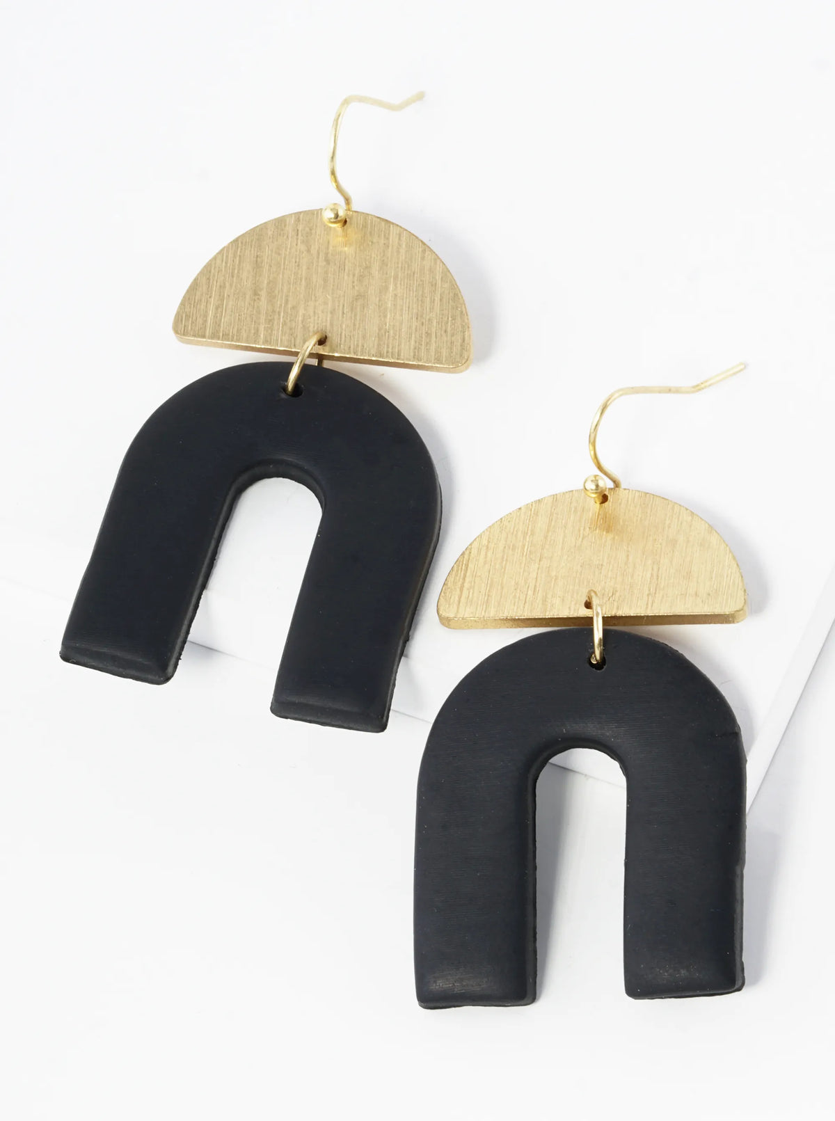 U Shaped Clay Drop Geometric Dangle Earrings