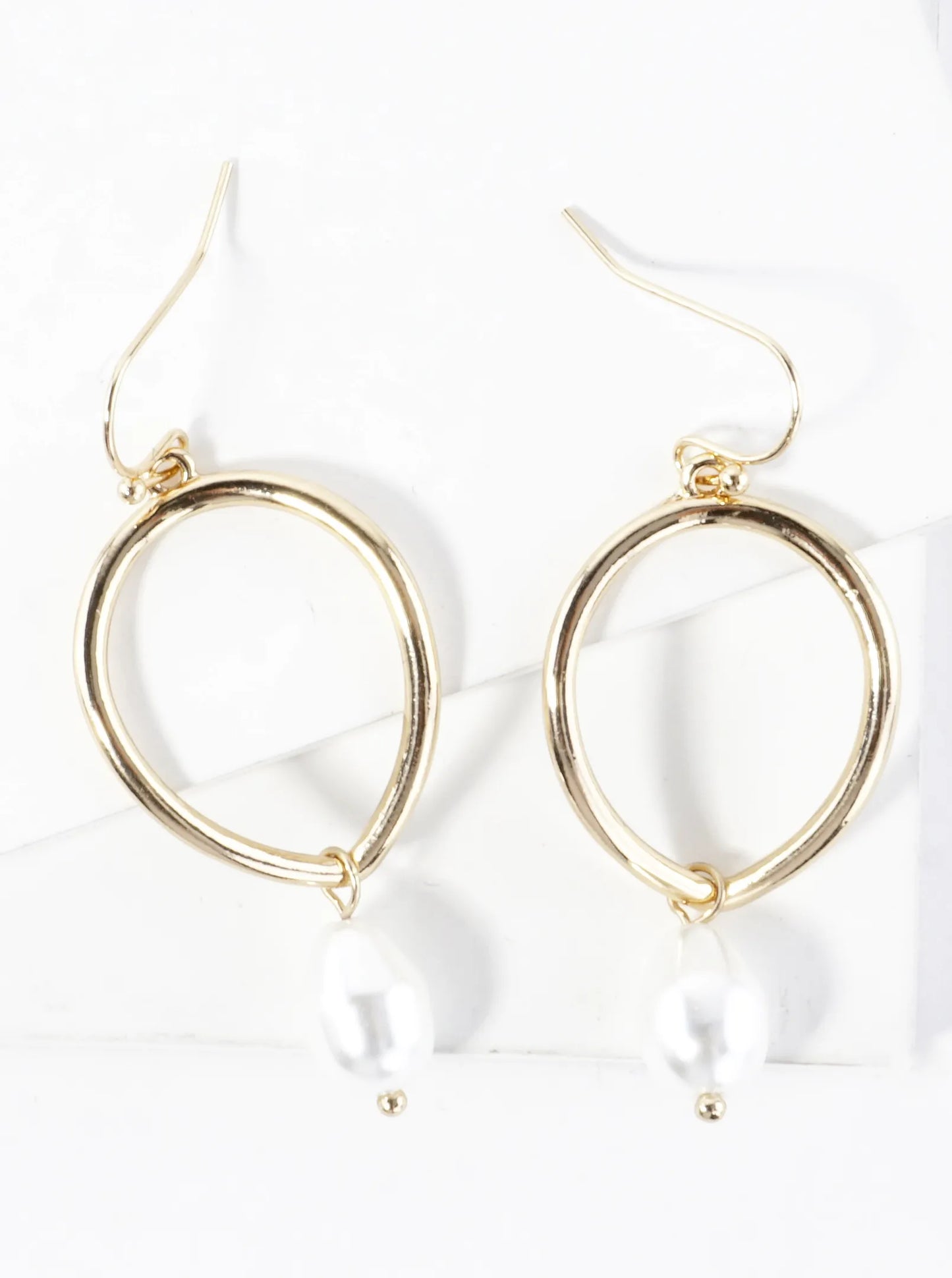 Upside Down Teardrop Pearl Dangle Earrings