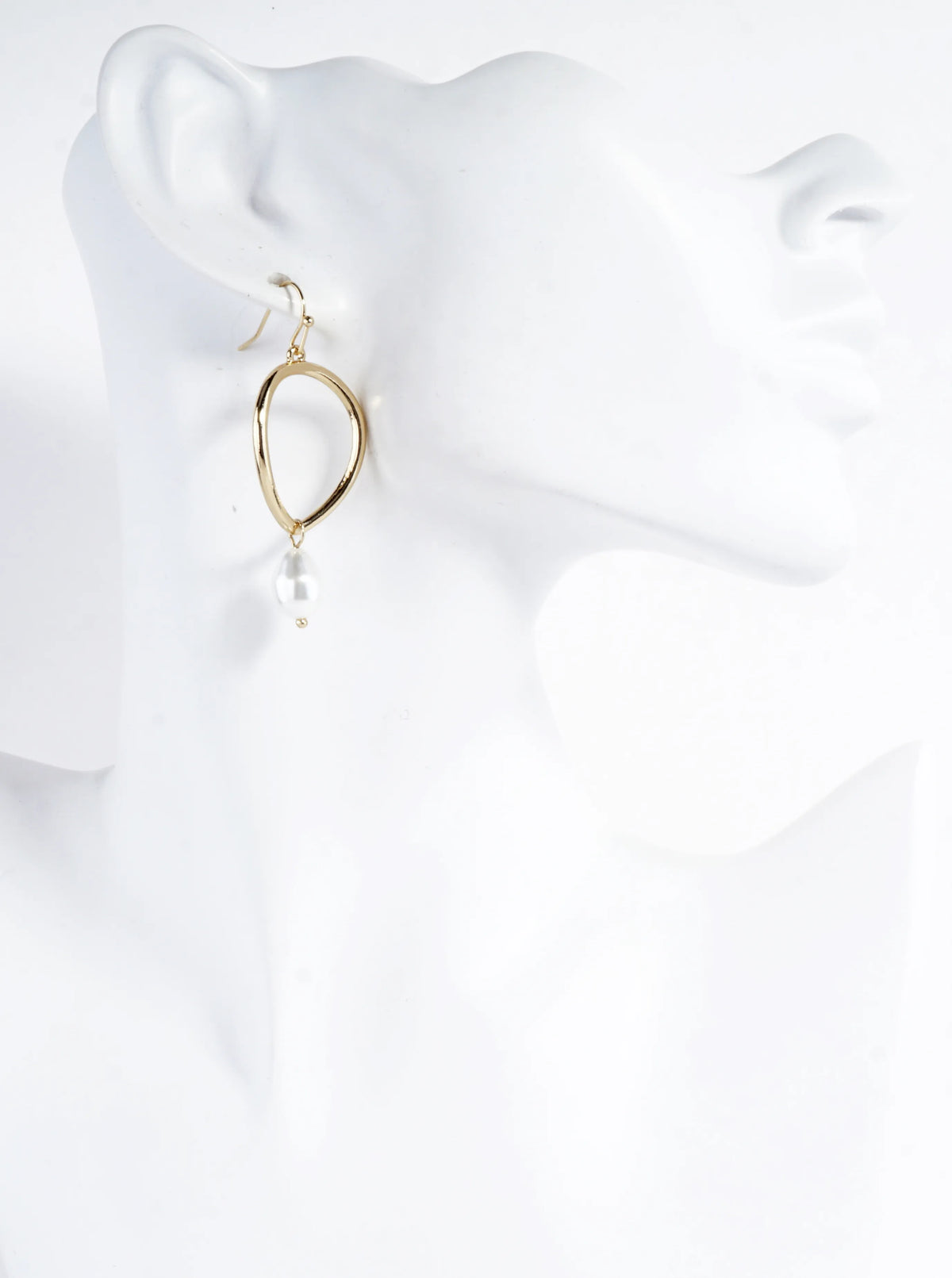 Upside Down Teardrop Pearl Dangle Earrings