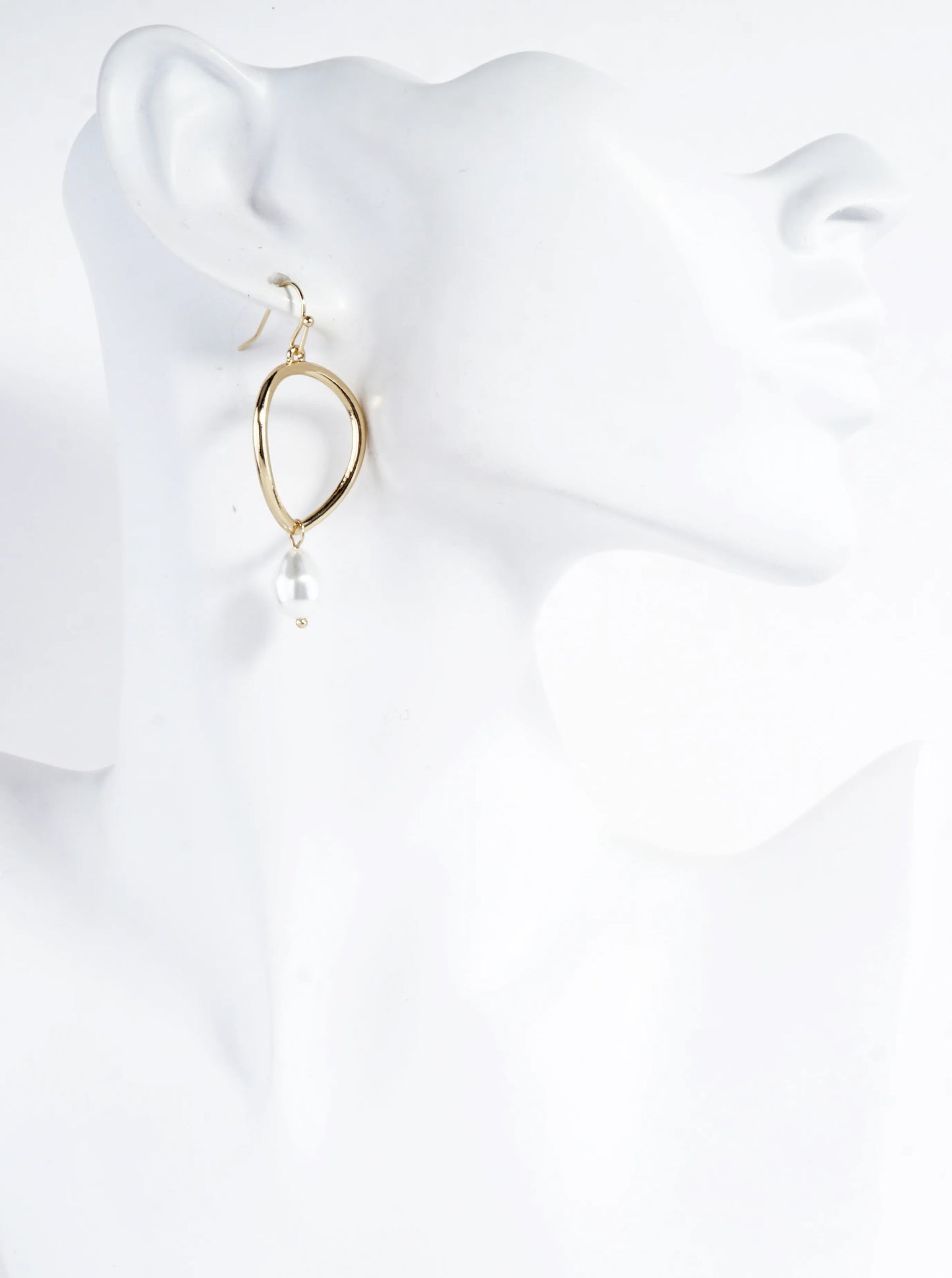 Upside Down Teardrop Pearl Dangle Earrings