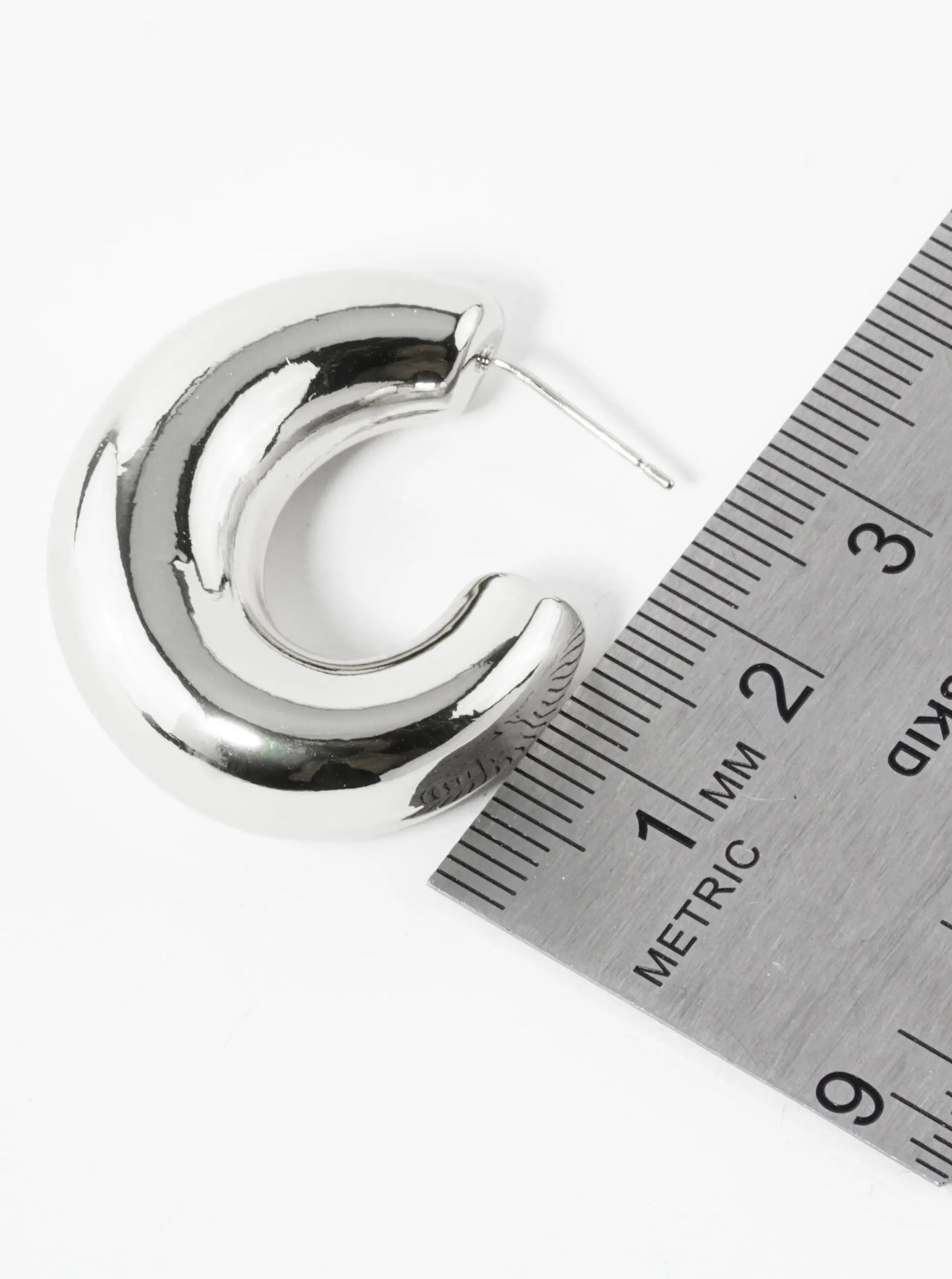 White Gold Dipped 30mm Oval Shaped Hollow Hoop Earrings