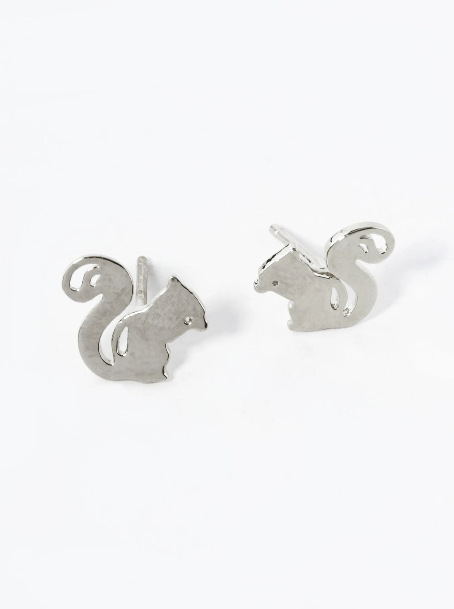 White Gold Dipped 9mm Flat Squirrel Stud Earrings