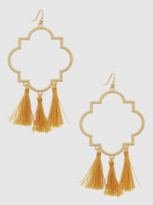 OPEN QUATREFOIL THREAD TASSELS EARRINGS WORN GOLD-MUSTARD