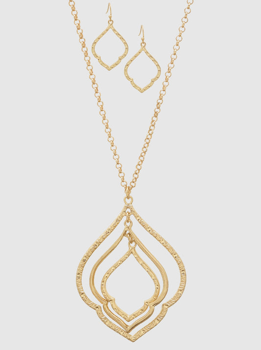 ORNATE SHAPE METAL LAYERED PENDANT LONG NECKLACE SET WORN SILVER WORN GOLD