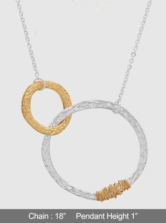 WIRE WRAPPED DOUBLE OPEN ROUND TWO TONES METAL NECKLACE WORN SILVER